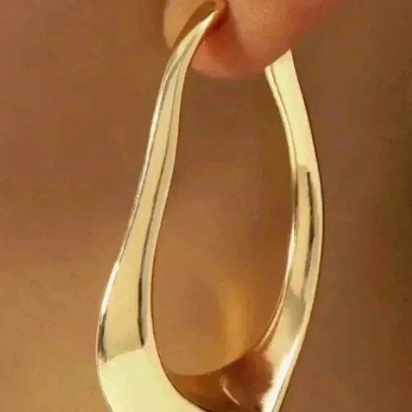 (2 for $12) Women's U-Shaped Earrings 14K Gold Plated Earrings Jewerly - Picture 8 of 8